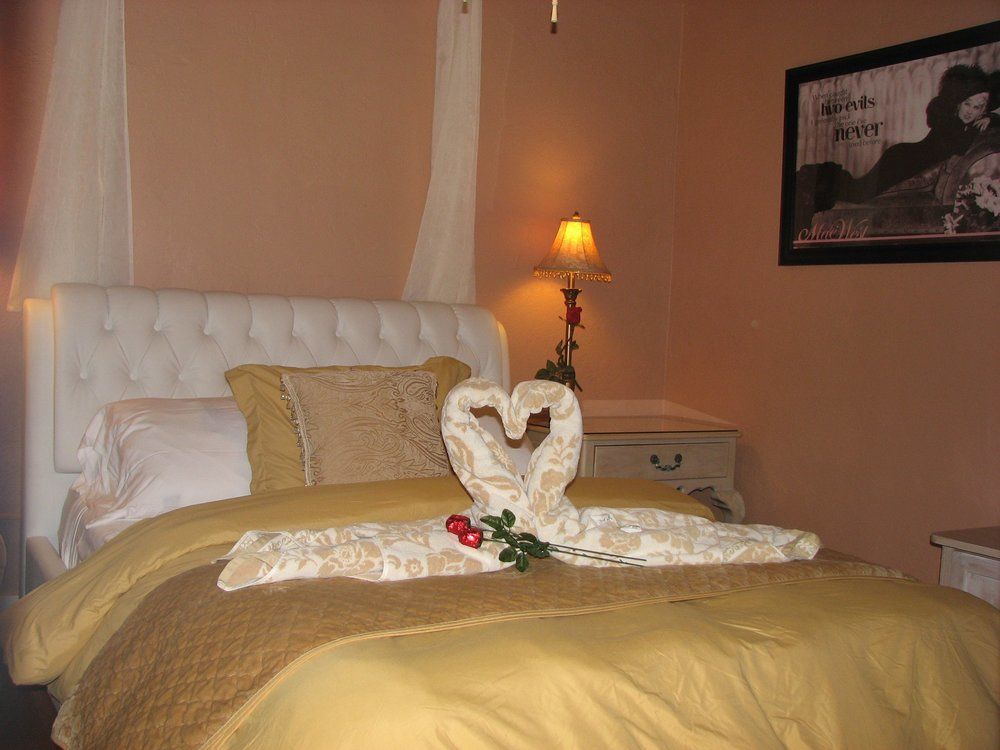 Cottonwood Hotel Экстерьер фото